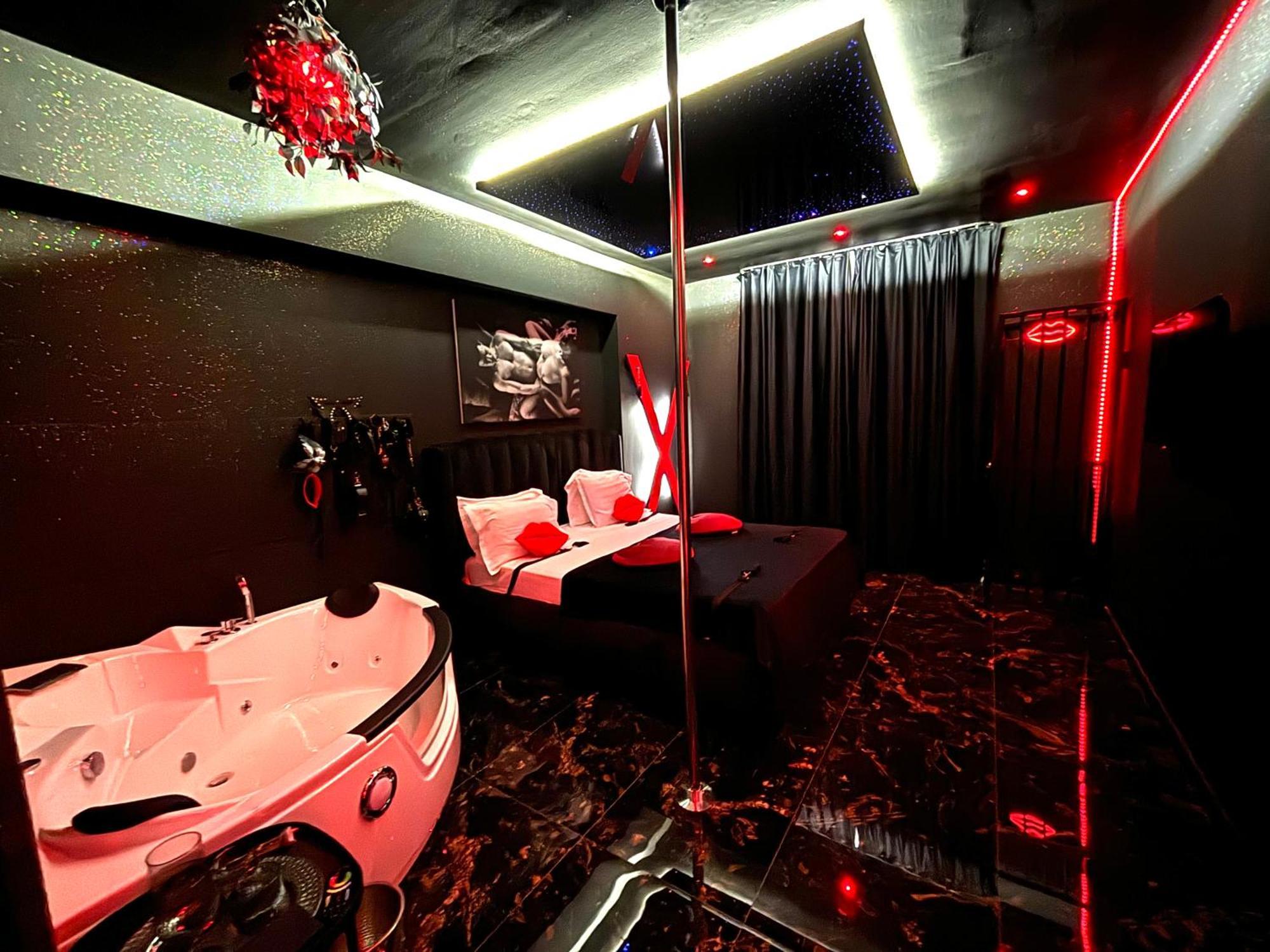 Romeo Nights - Love Rooms - Adults Only Bukurešť Exteriér fotografie